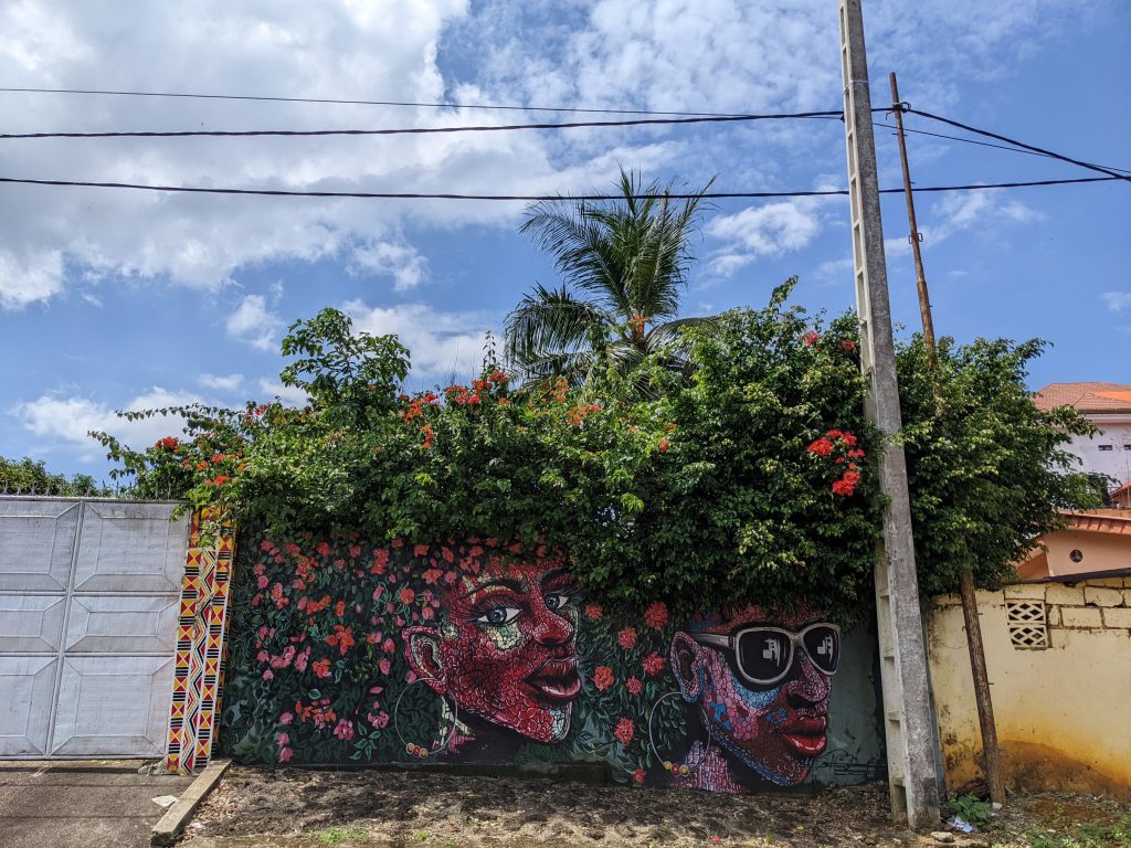 Trop Natural, 2022 This mural is located in Conakry, Guinea, West Africa, on the wall of the Gallérie des Arts de Conakry.